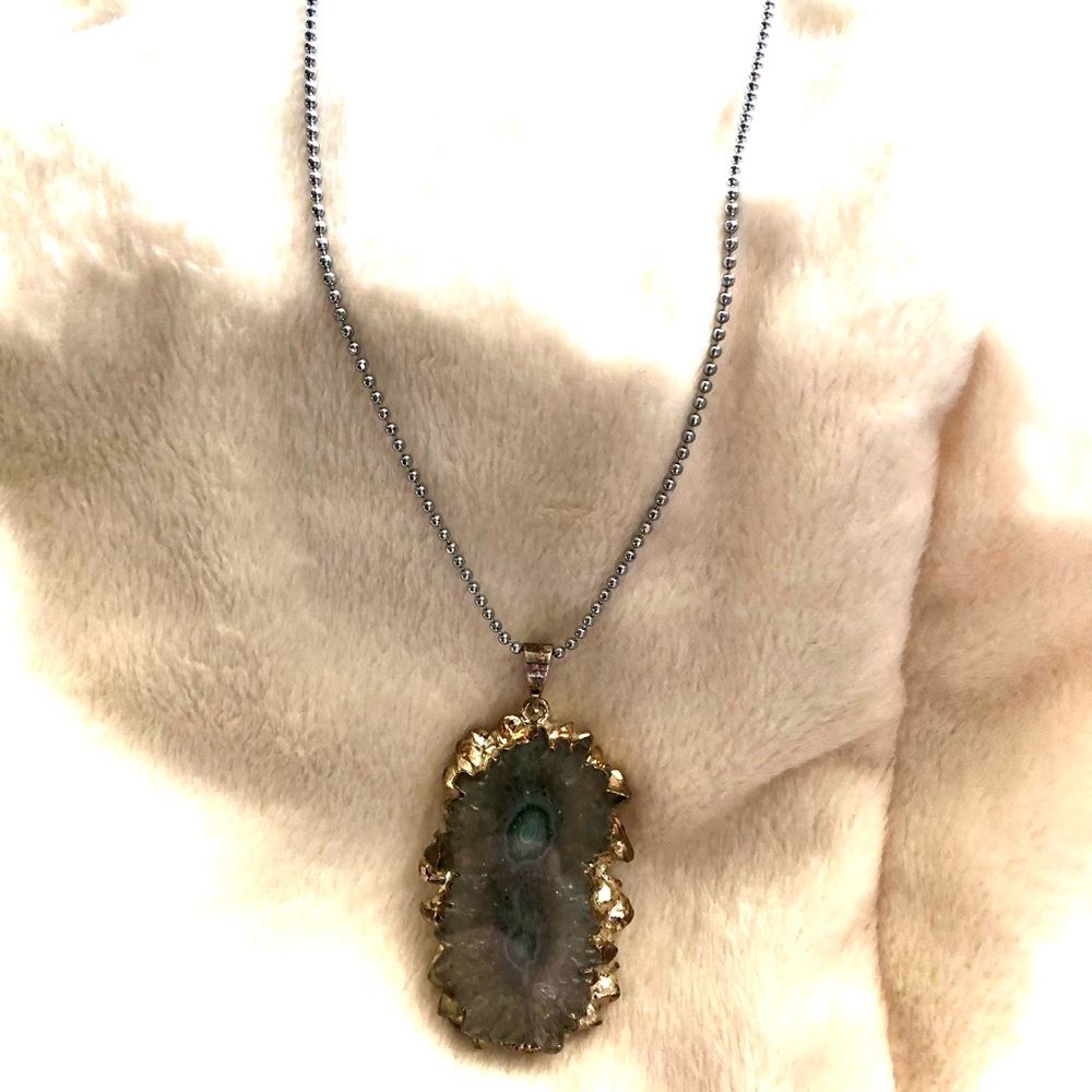 Raw Amethyst Necklace NWOT - Picture 2 of 6